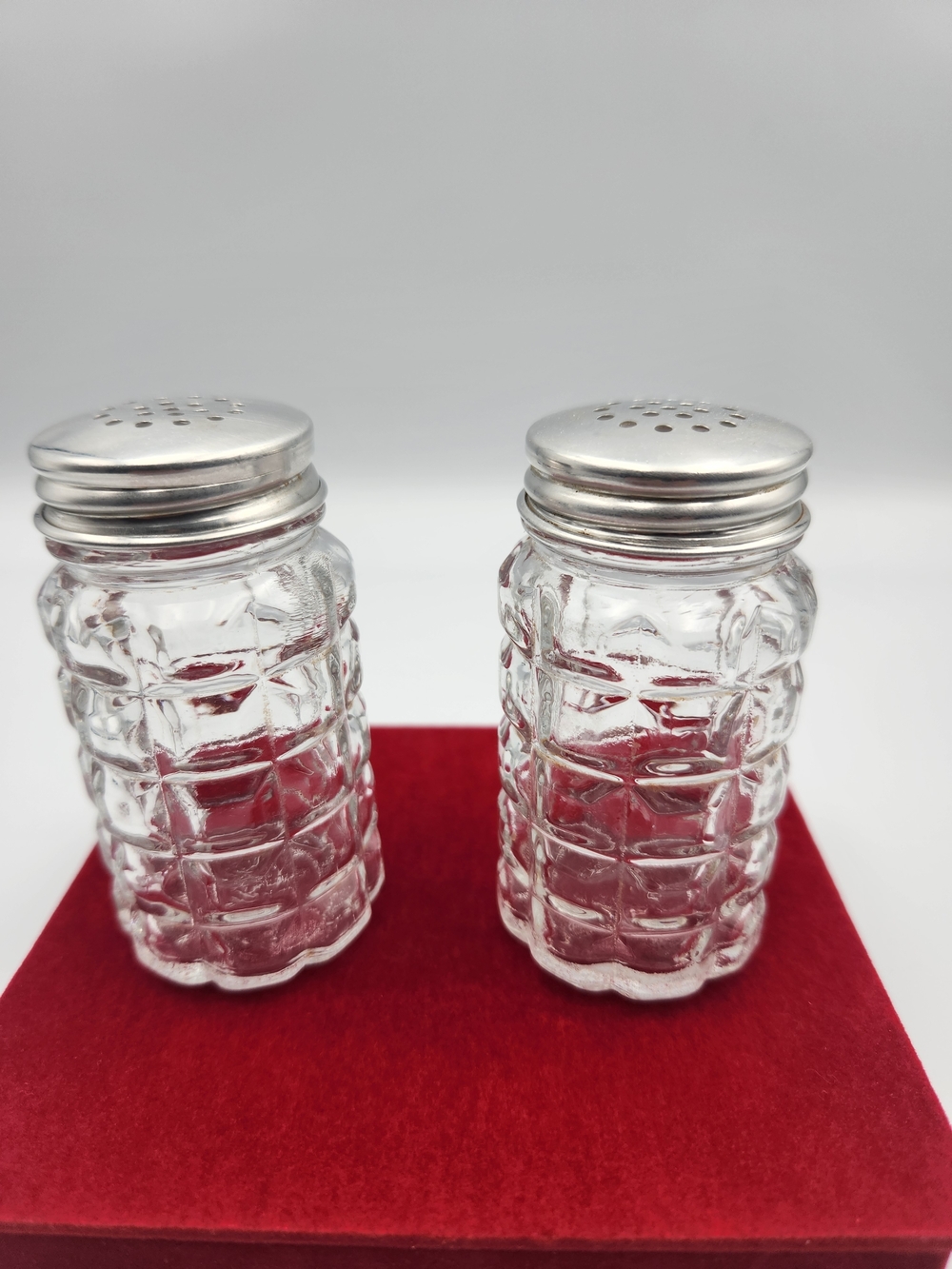 Vintage Clear Glass Salt and Pepper Shaker Set with Silver Tops